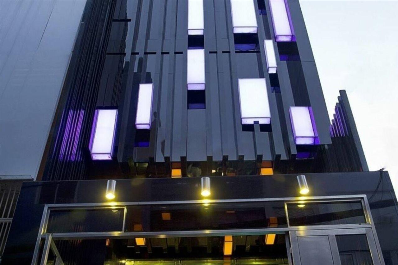 Signature Boutique Hotel Хошимин Экстерьер фото