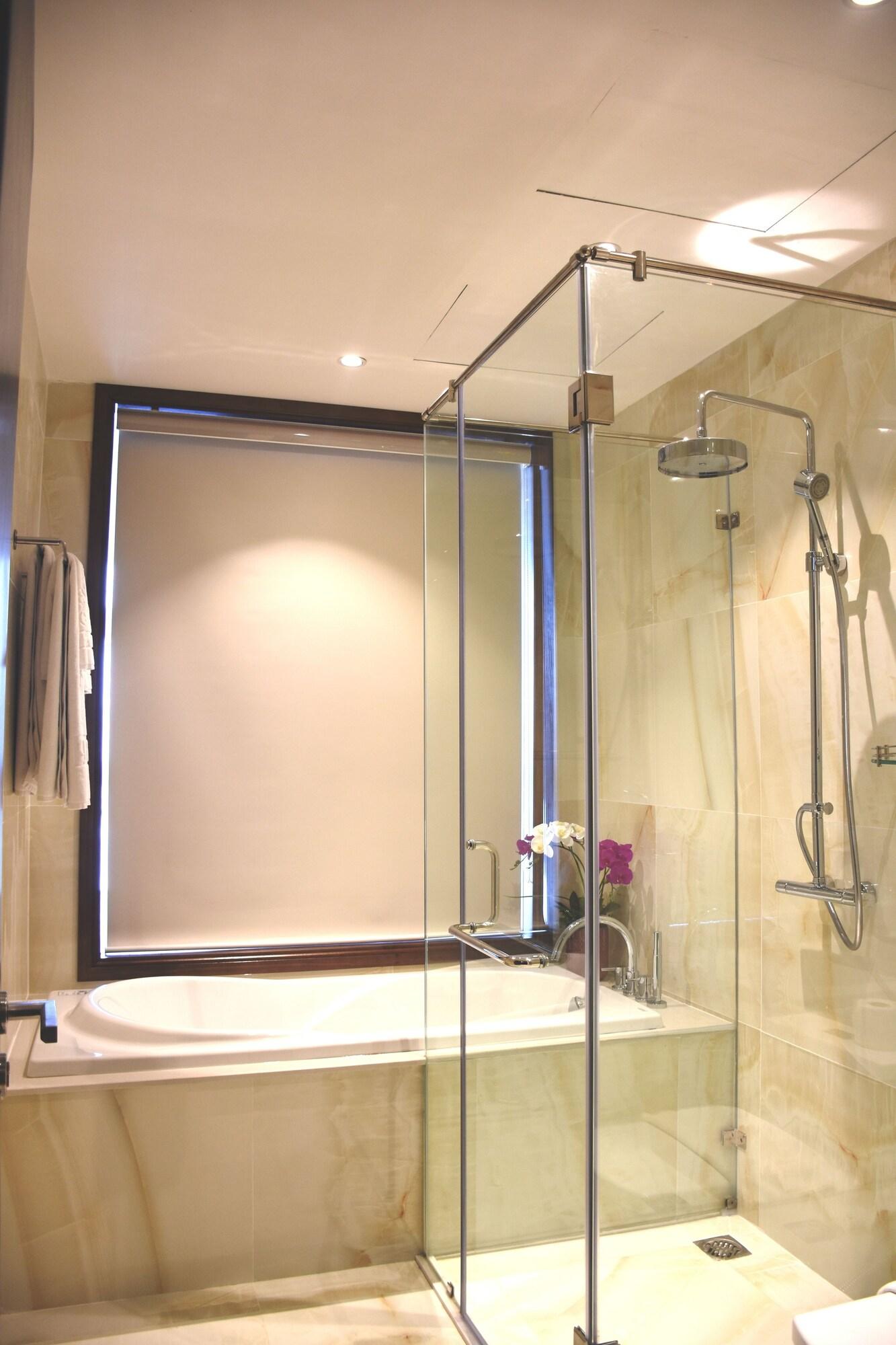 Signature Boutique Hotel Хошимин Экстерьер фото
