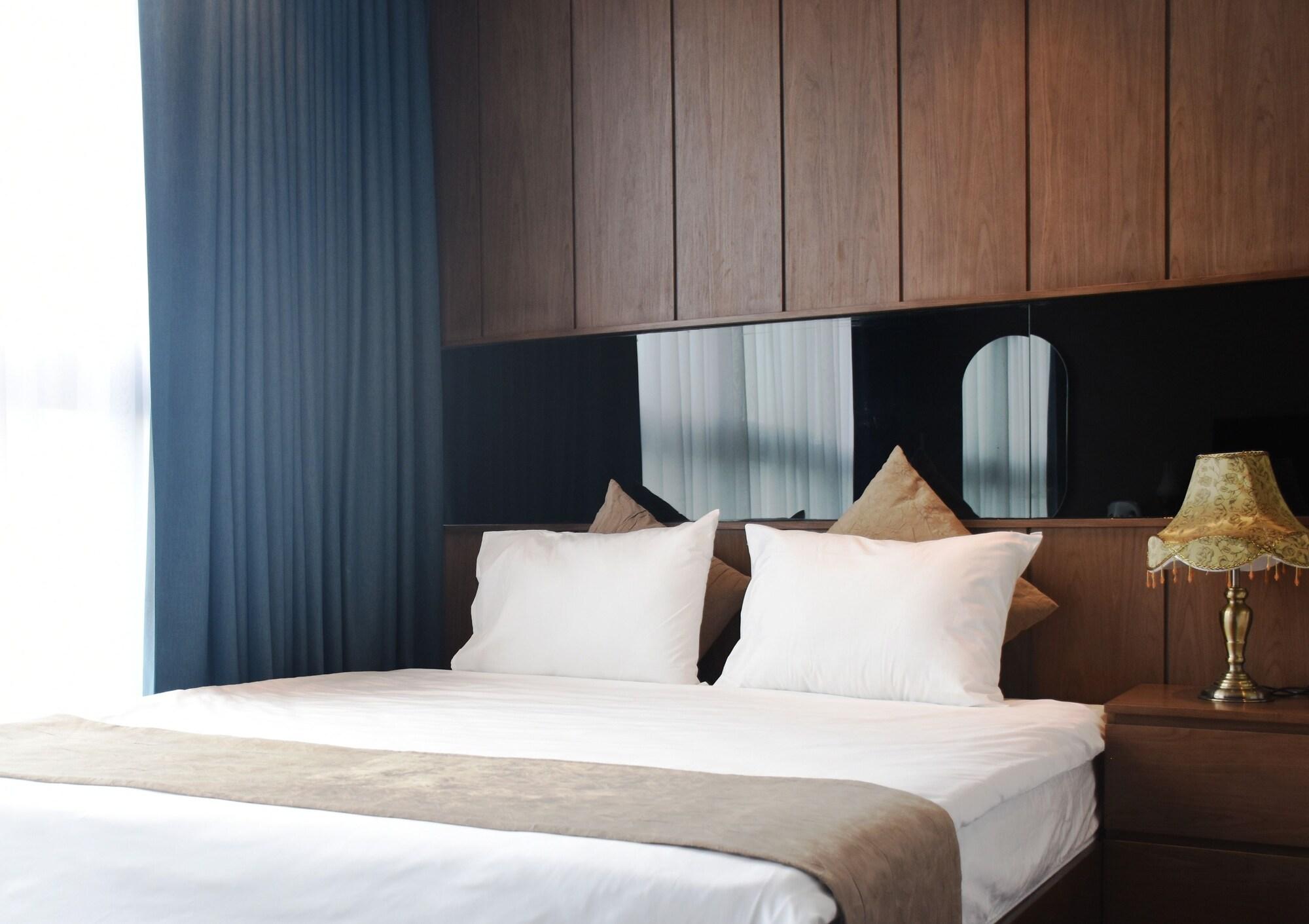 Signature Boutique Hotel Хошимин Экстерьер фото