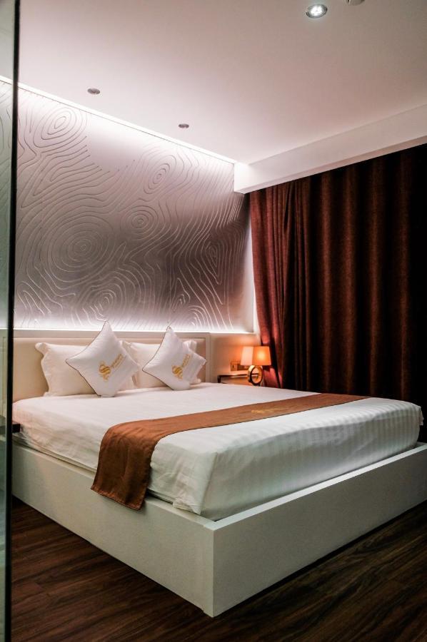 Signature Boutique Hotel Хошимин Экстерьер фото
