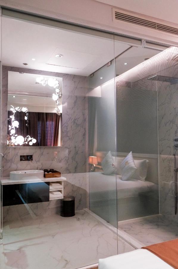 Signature Boutique Hotel Хошимин Экстерьер фото