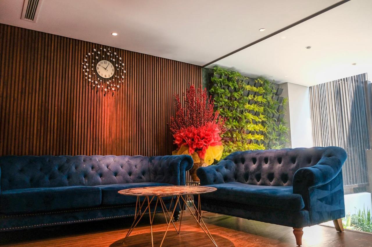 Signature Boutique Hotel Хошимин Экстерьер фото